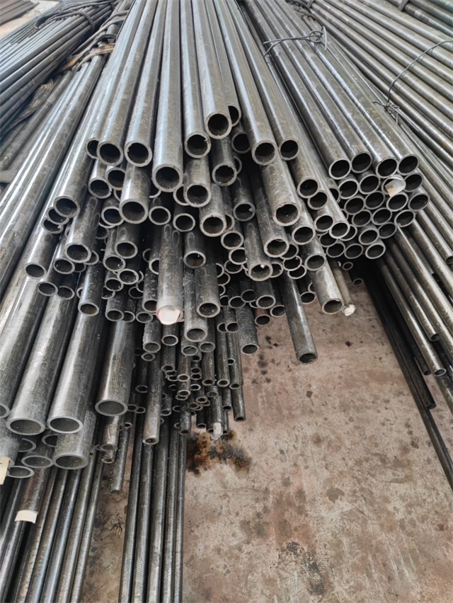 白城精密光亮无缝钢管厂